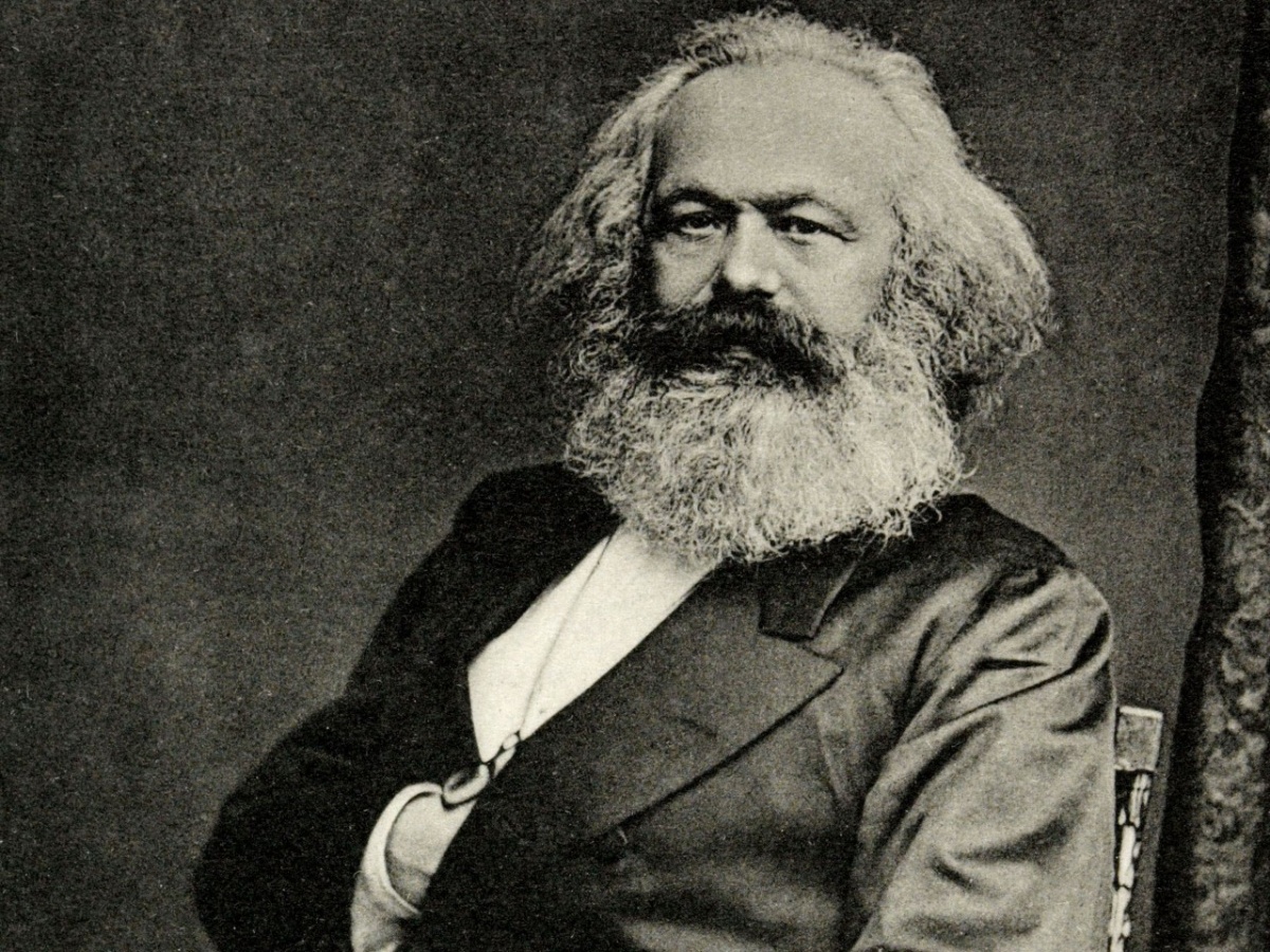 Karl Marx mit verdeckter Hand